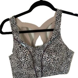Victoria's Secret Sport Angel Max Black and White Leopard Print Bra